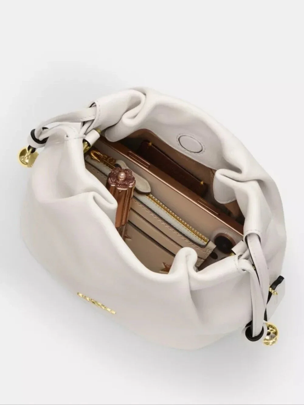 NWT! Coach White Leather Drawstring Bucket Bag with Gold Chain Strap